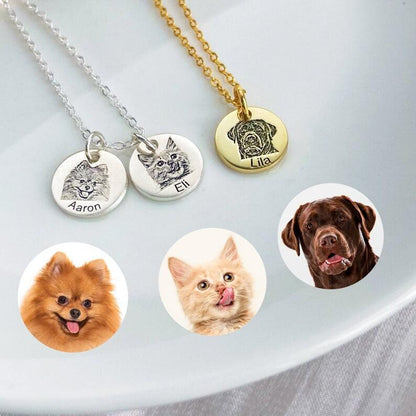 Customized pet portrait necklace/keychain