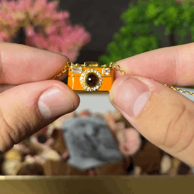 Custom Projection Necklace™